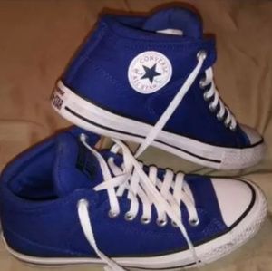 Converse Women size 9
